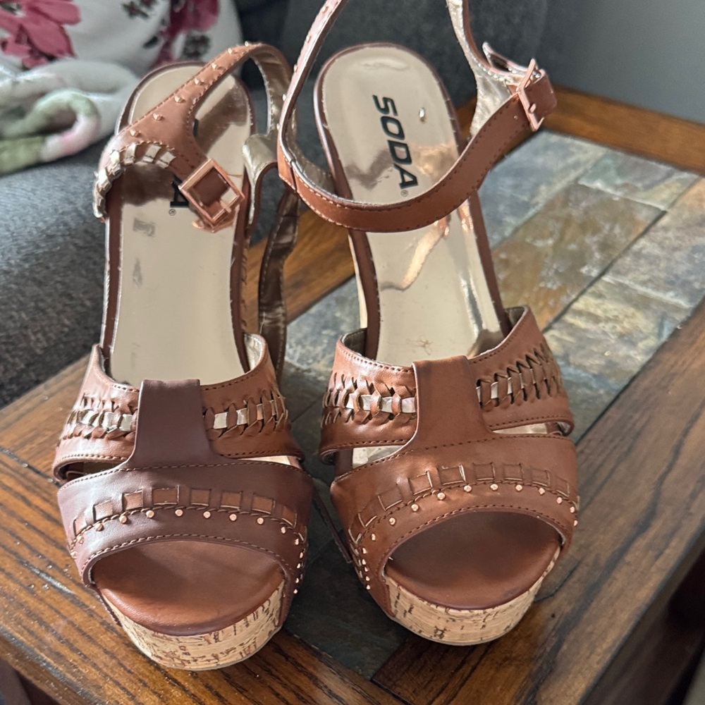 Soda Women's Tan Woven Wedges